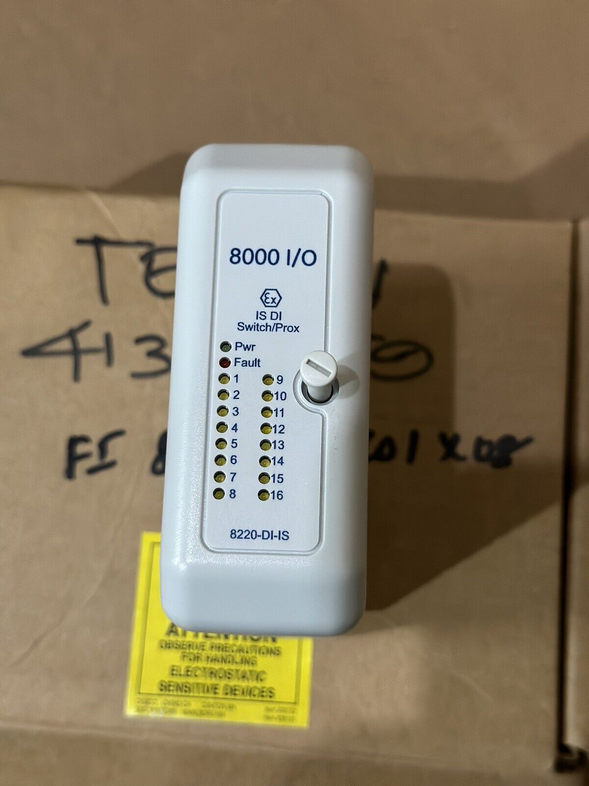 8220-DI-IS